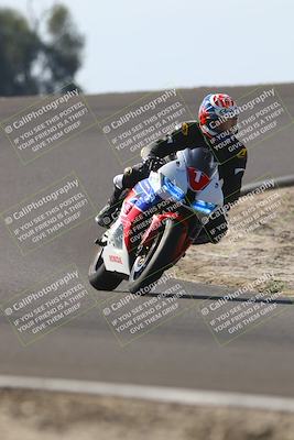 media/Nov-02-2025-Lets Ride (Sun) [[f7a3caa734]]/C Group/1240pm (Turn 2 Outside)/